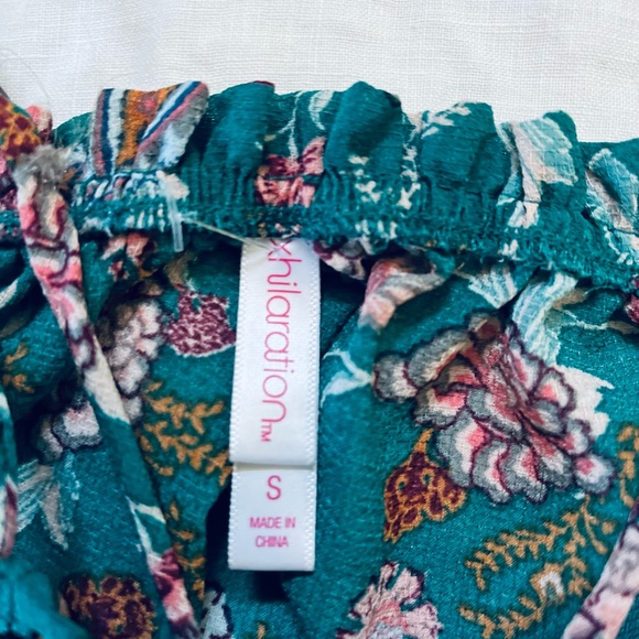 Fun top - Picture 2 of 6